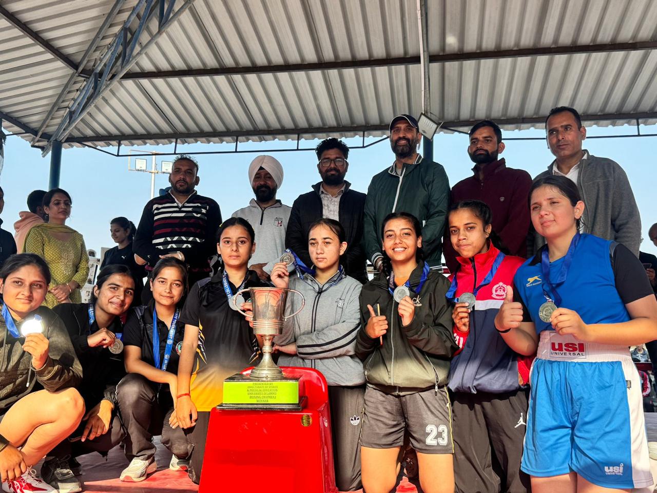gcw-udhampur%e2%80%99s-boxing-team-made-history-today-by-winning-the-coveted-champions-trophy-at-the-inter-collegiate-boxing-championship